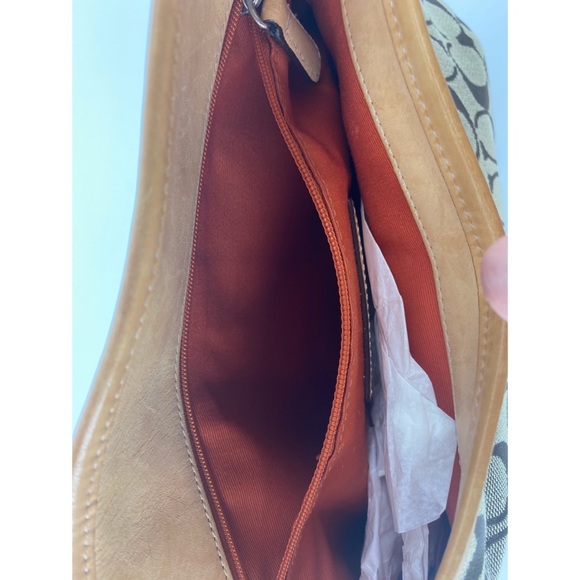 Coach Hampton Signature Tan Khaki 6091 Shoulder Handbag Purse - Picture 6 of 11